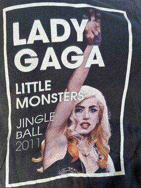 Lady Gaga Little Monsters Jingle Ball 2011 Men's Black T Shirt Size Small Hanes